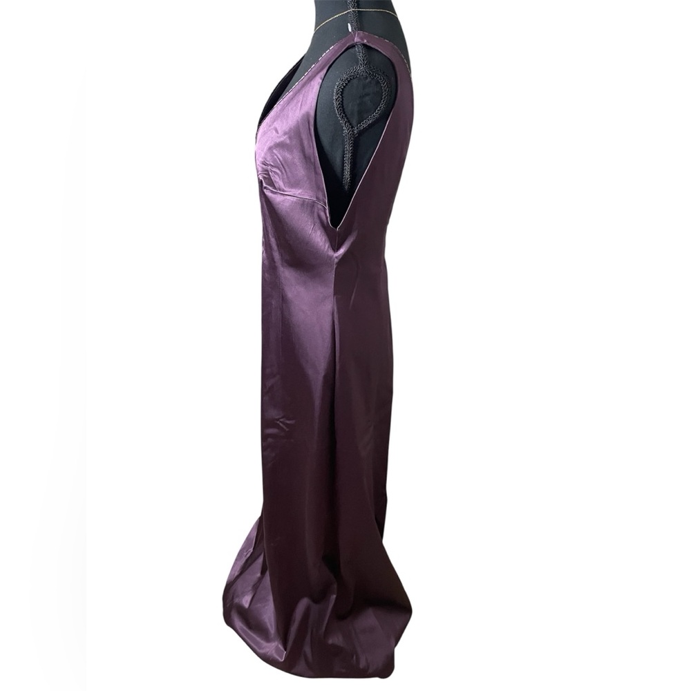 Elegant long gown by Zara Women in a deep plum shade size 10 - Picture 5 of 12